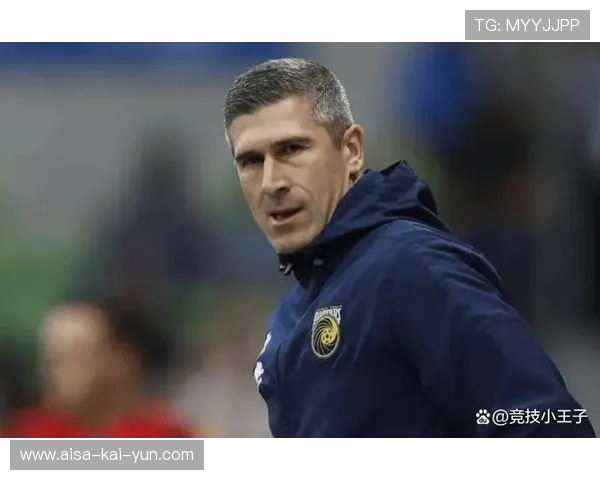 世界明星教练加盟亚洲球队引热议